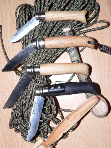 Des premiers customs utilitaires. Cliquez pour accéder à la page de Nick EDWARDS.